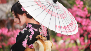 CHARLA: Tradiciones del sol naciente: las geishas. @ Fundación Sophia